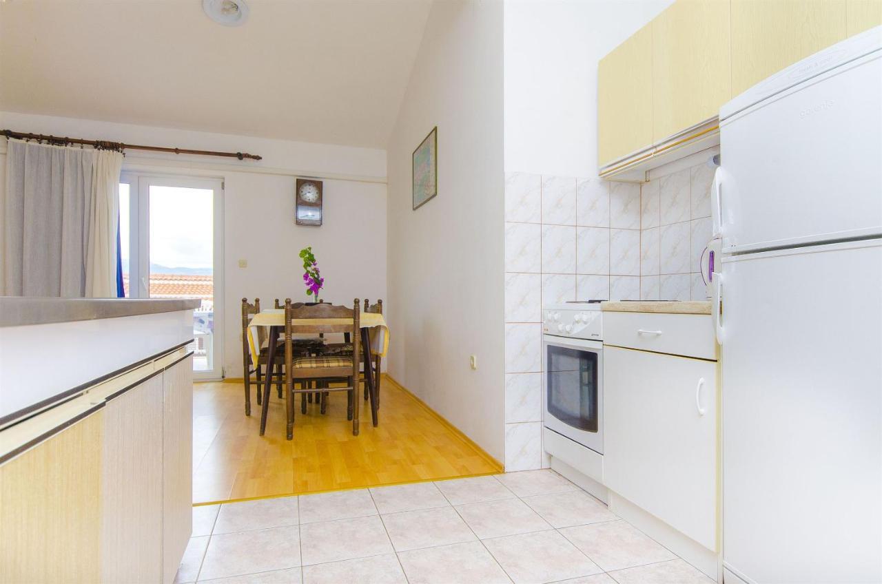 Apartments Milka Слатине Екстериор снимка