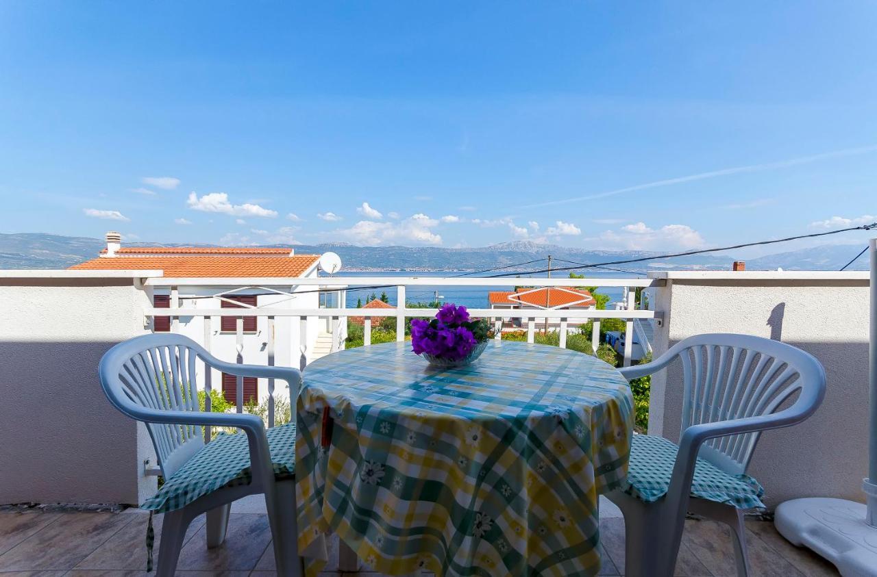 Apartments Milka Слатине Екстериор снимка