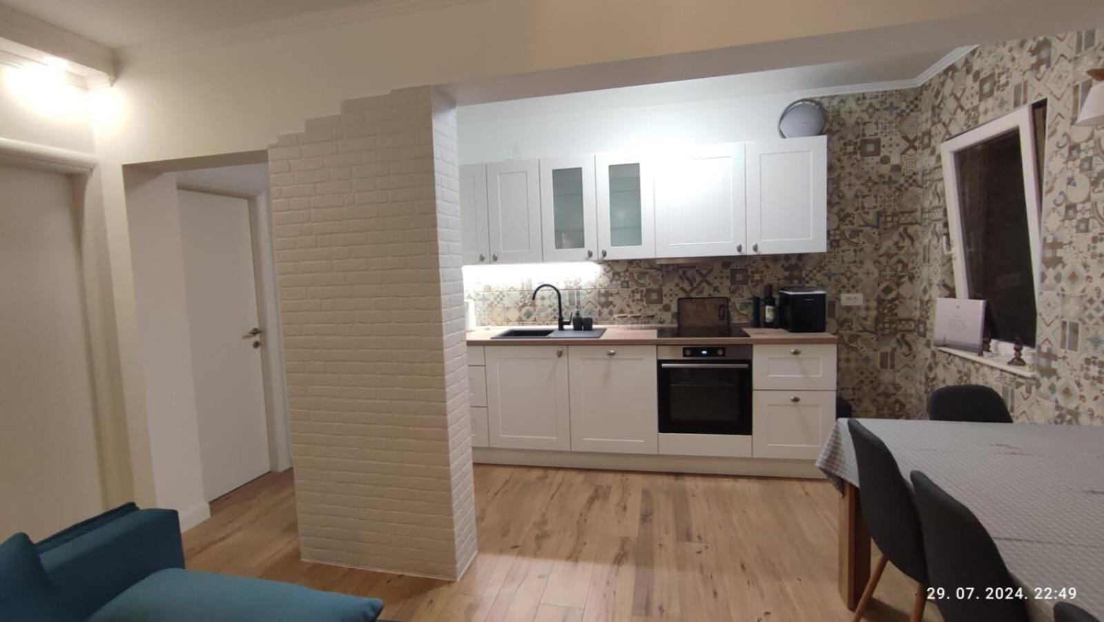 Apartments Milka Слатине Екстериор снимка