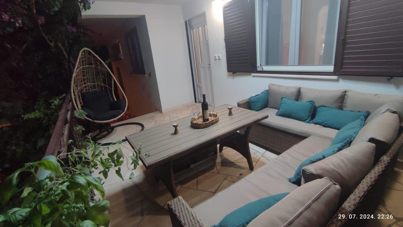Apartments Milka Слатине Екстериор снимка