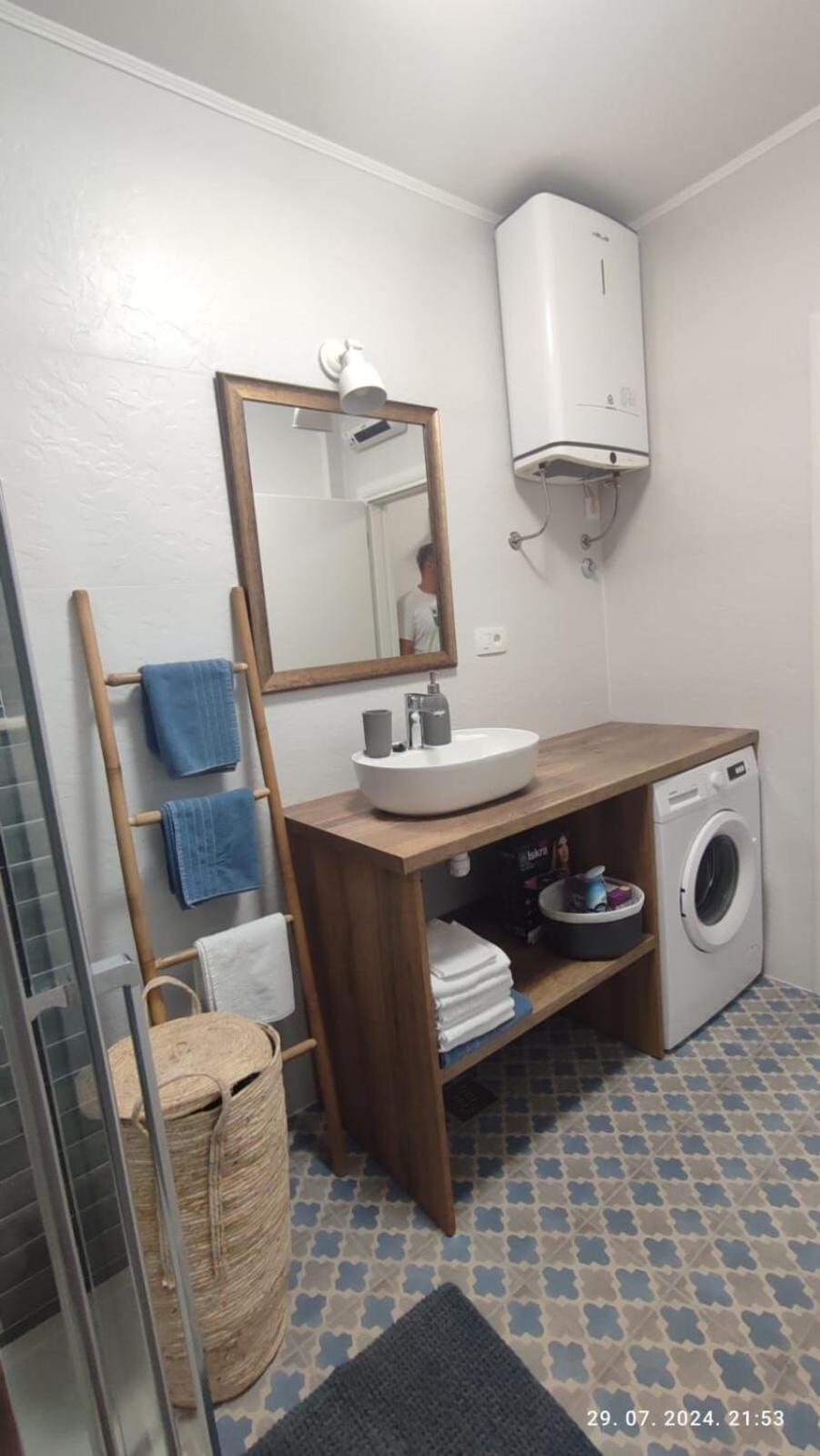 Apartments Milka Слатине Екстериор снимка